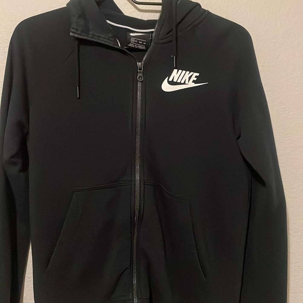 Nike zip up jacket size xs